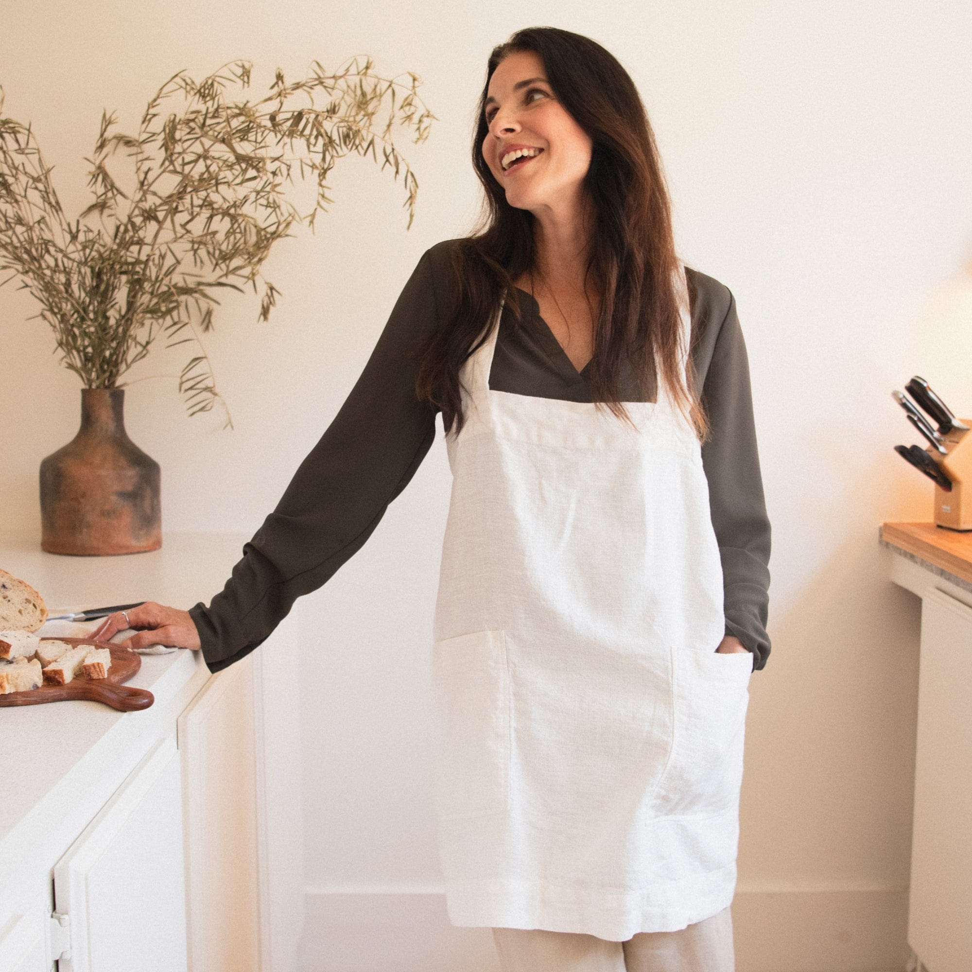 Rough Linen | Large The Original Linen Pinafore-Apron | Charcoal Rough Linen | Large The Original Linen Pinafore-Apron | Charcoal