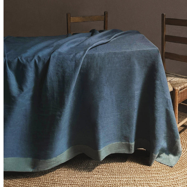 Bordered Linen Tablecloth - Oakney/Sky Border