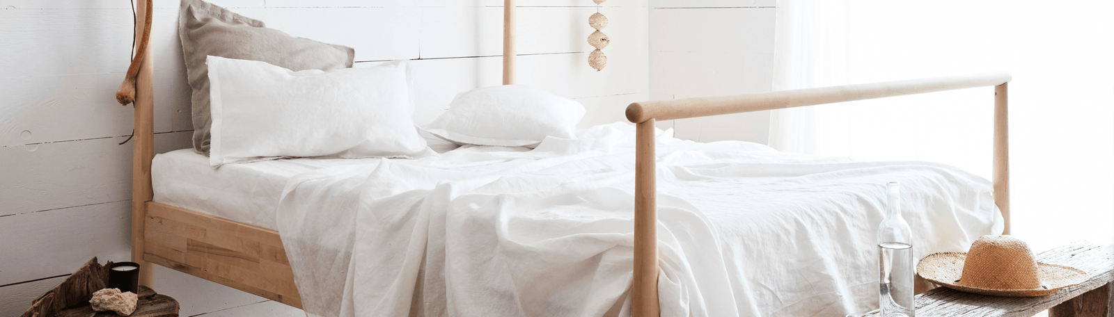 Smooth pillowcases and linen sheet set