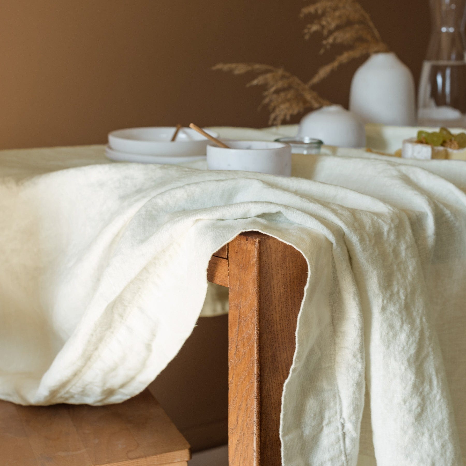 Best Linen Tablecloth | by Rough Linen Best Linen Tablecloth | by Rough Linen