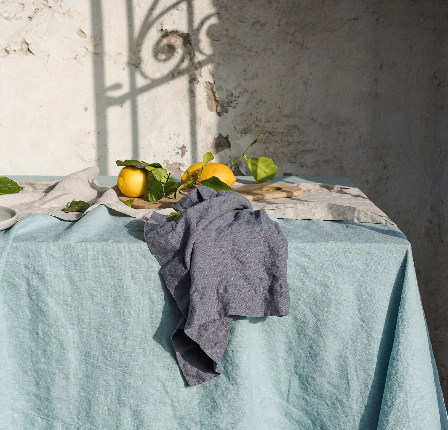 St. Barts Linen Table set (Tablecloth & Napkin Set)