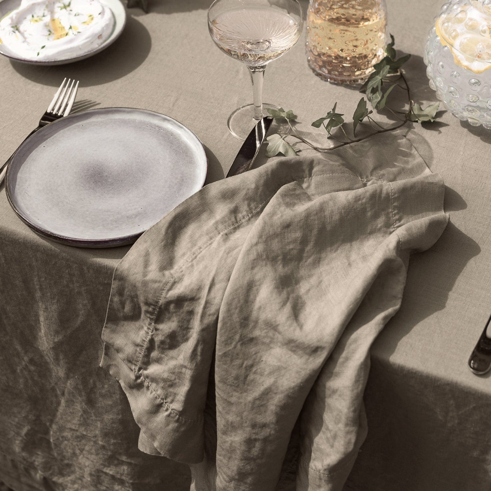 Smooth Linen Napkin Set (Choose 4 or 6)