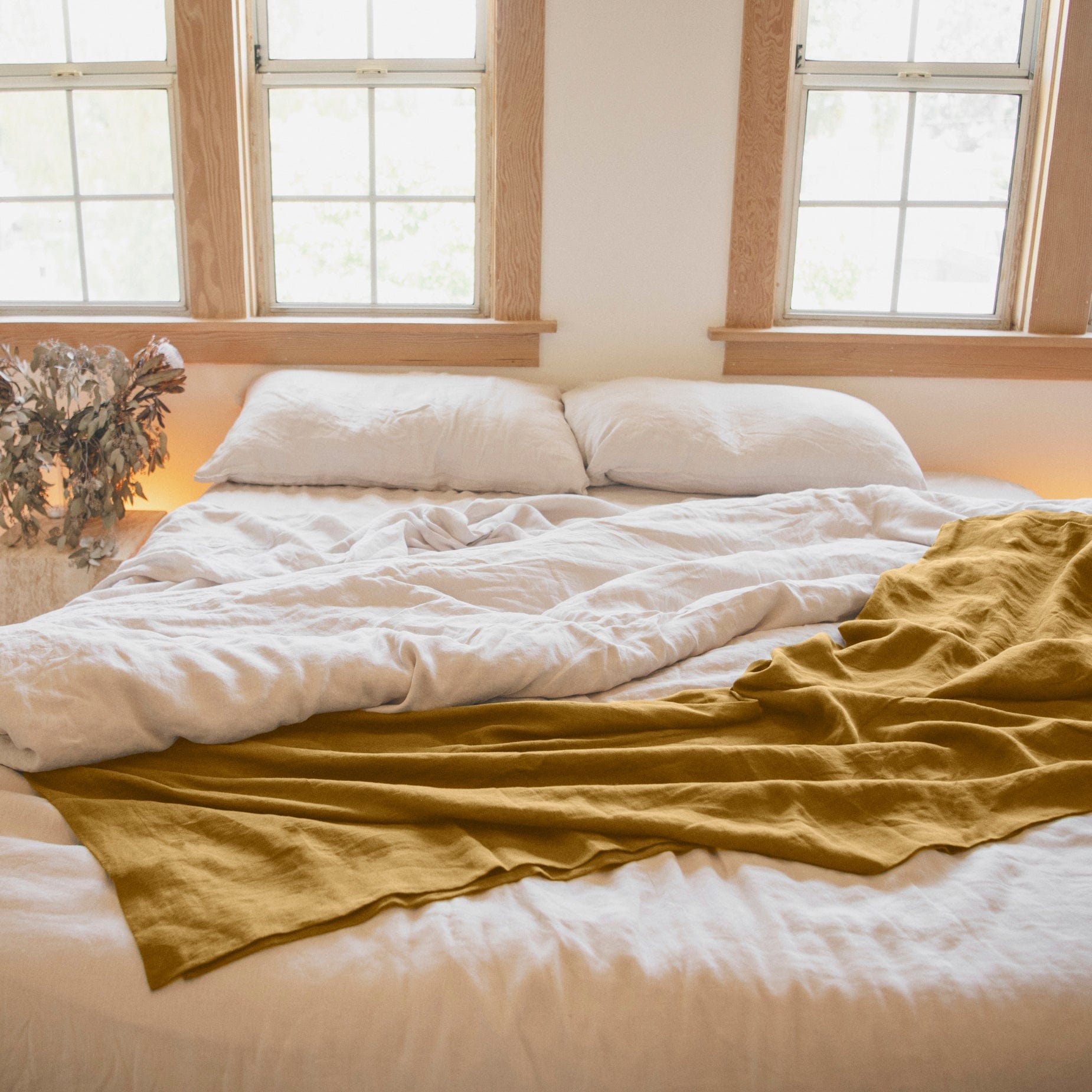 Orkney Linen Bed Blanket - Main Image