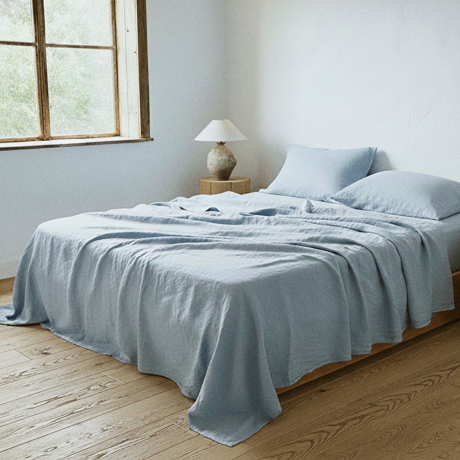Smooth Linen Sheet Set