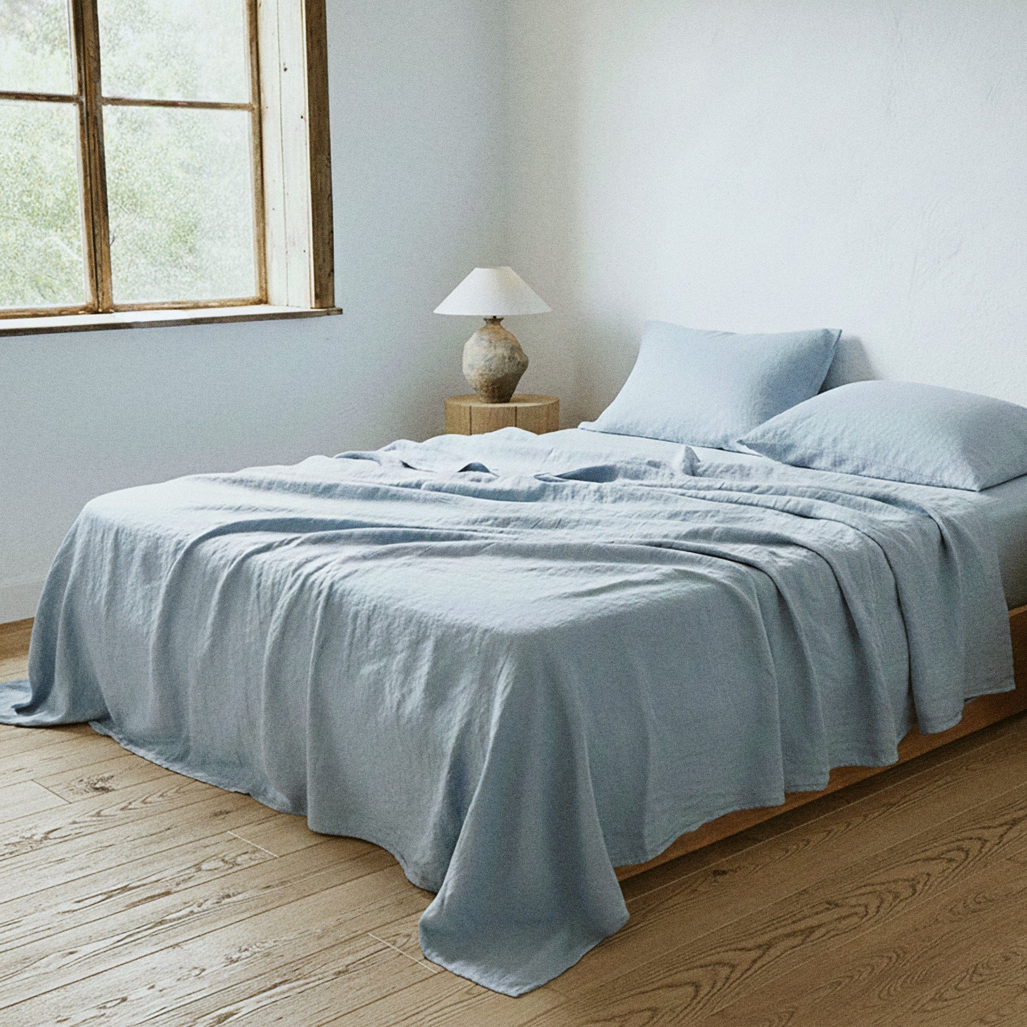 Smooth Linen Sheet Set