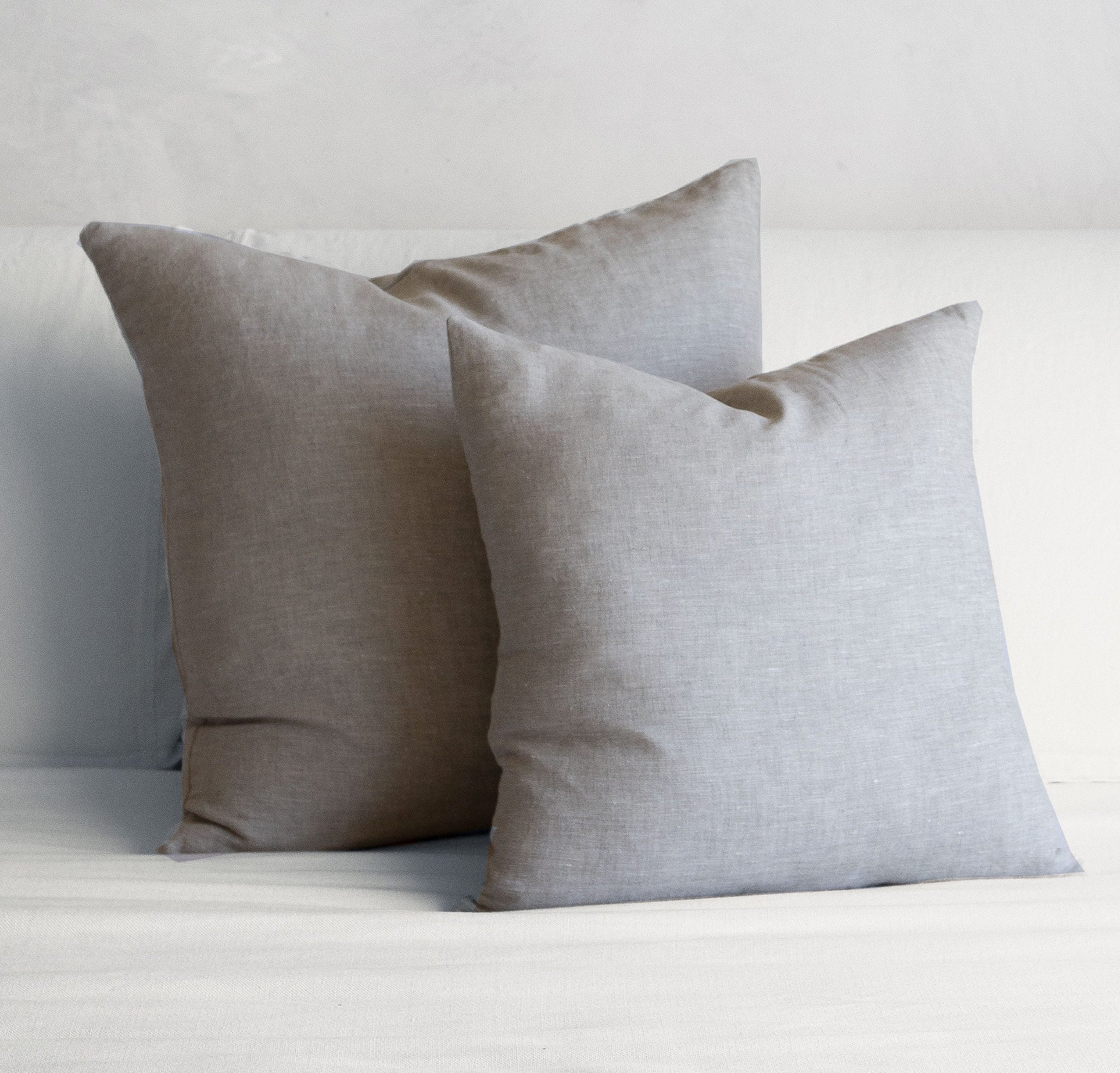 Gray linen throw discount pillows