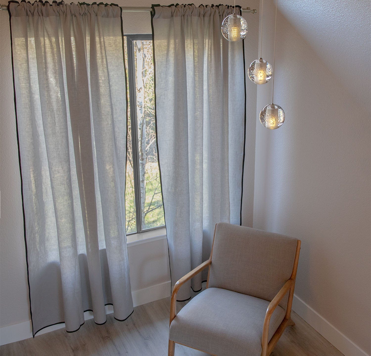 Smooth Bordered Linen Curtain
