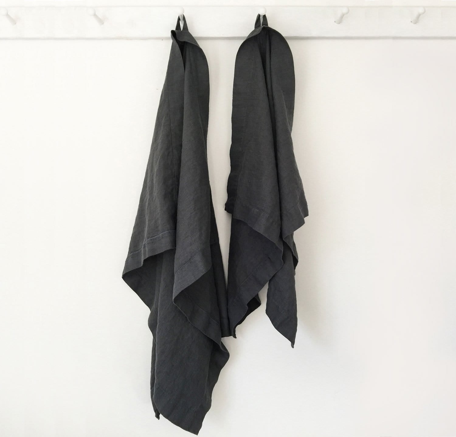 Linen Farmhouse Towel - 100% French linen – Black Creek Botanicals
