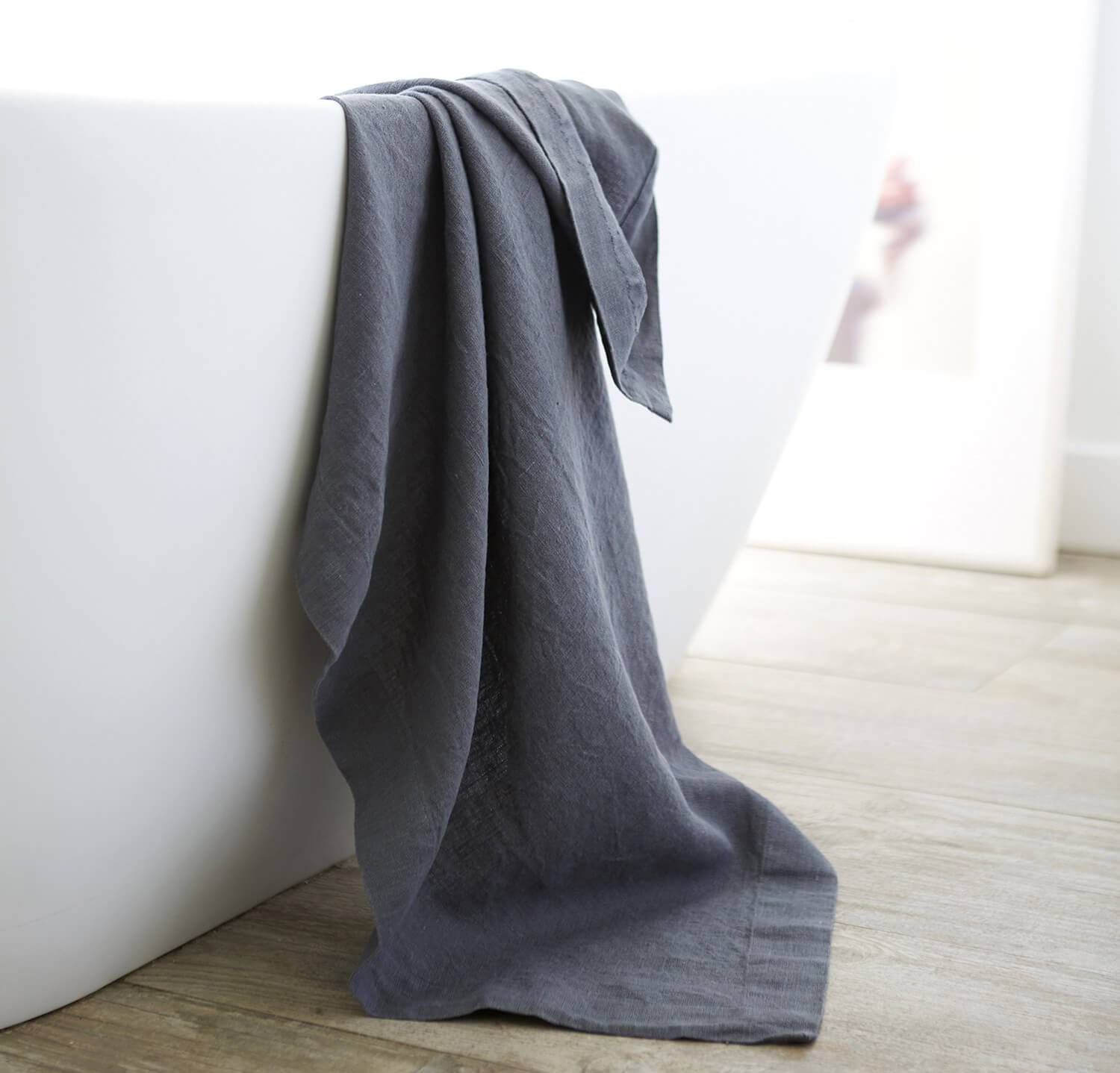 https://www.roughlinen.com/cdn/shop/products/orkney-linen-bath-sheet-towel-charcoal-grey-2_2000x.jpg?v=1696880816